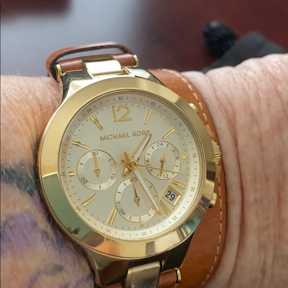 Michael Kors Accessories - Michael Kors Double striped Tan Leather Watch